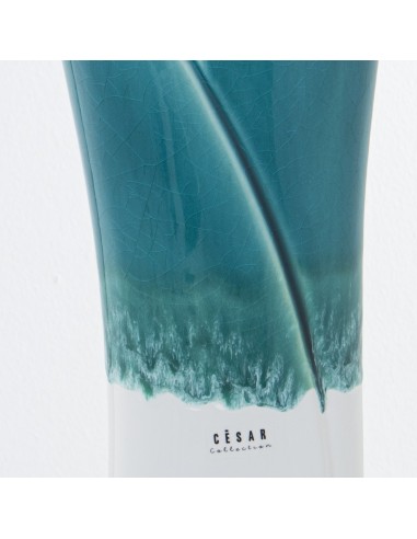 Jarrón de cerámica azul y blanco