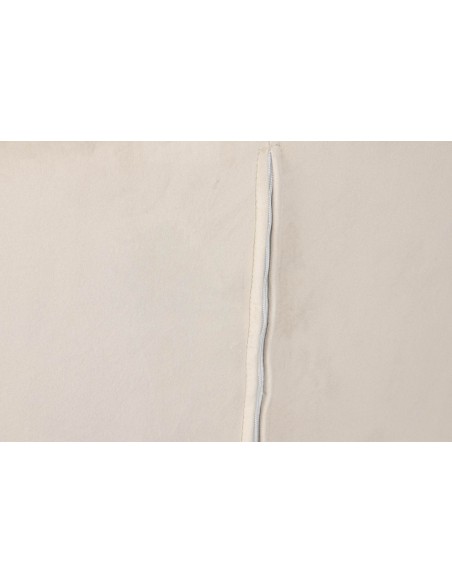 Sillón de poliéster en crema