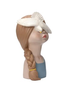 Figura resina mujer con paloma 2