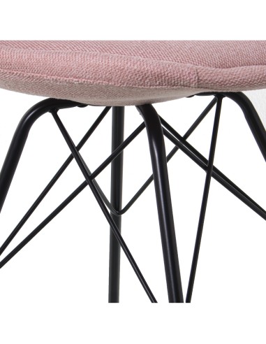 Silla de poliéster en rosa con patas metal
