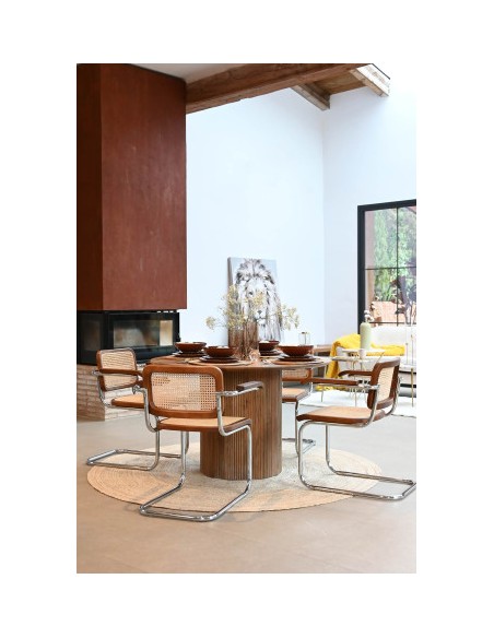 Mesa de comedor de mango marrón