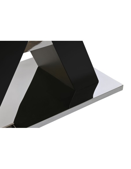 Mesa de comedor de madera y cristal.