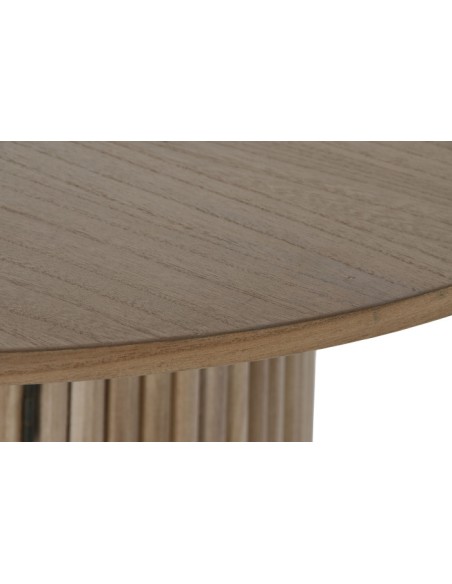 Mesa de comedor ovalada con puertas.