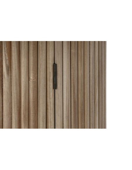 Mesa de comedor ovalada con puertas.