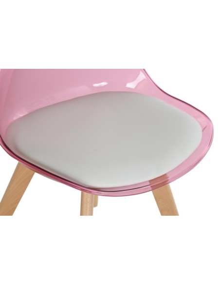 Silla pvc en rosa con cojín.