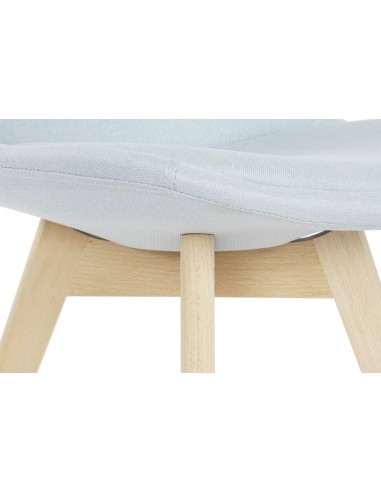 Silla de poliéster azul claro en madera de haya