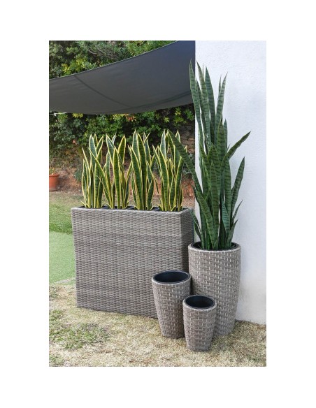 Macetero jardinera sintética