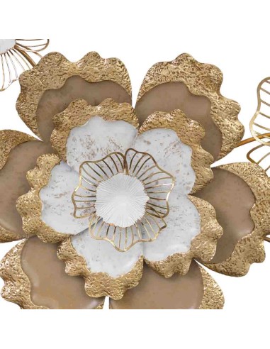 Decoración de pared flores en blanco y oro