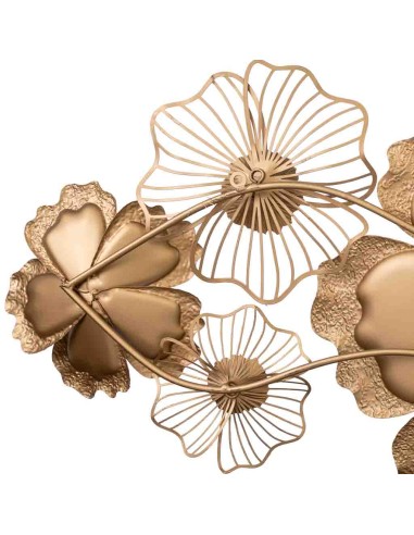 Decoración de pared flores en blanco y oro
