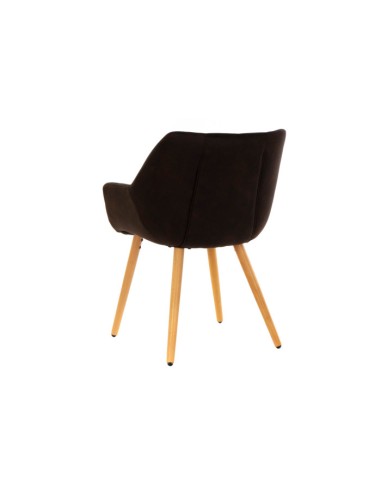 Silla de piel marrón con patas madera