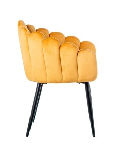 Silla diseño concha de terciopelo mostaza 2