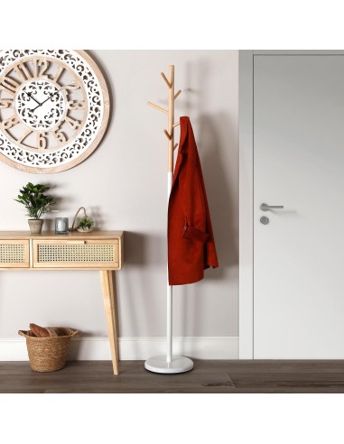 Perchero de suelo blanco y madera