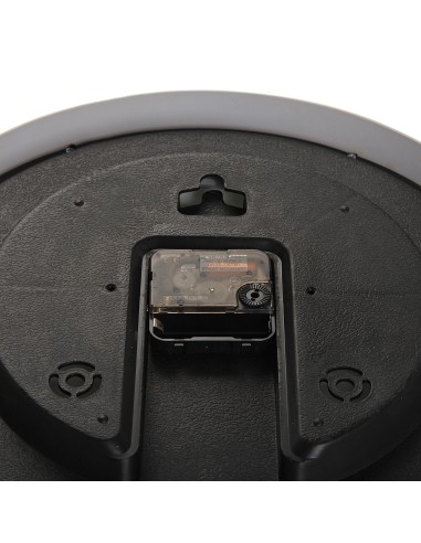 Reloj de pared blanco