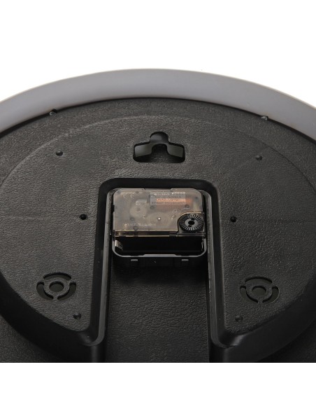 Reloj de pared blanco