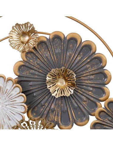 Decoración de metal de flores y círculos