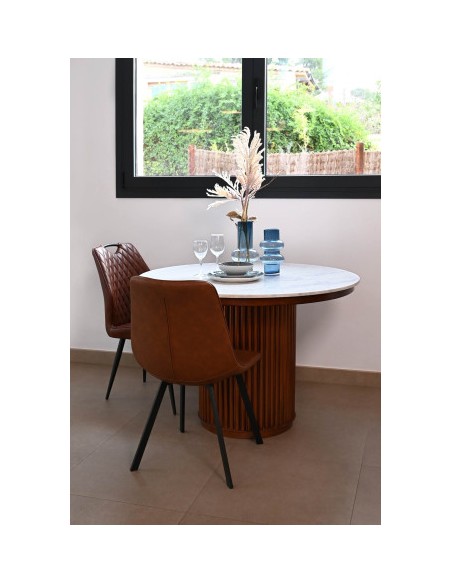 Silla de piel en color camel