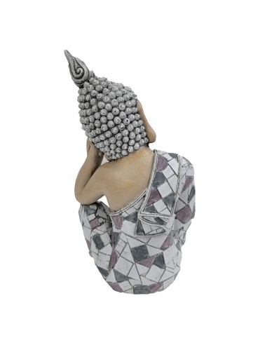 Buda apoyado sobre su mano flores