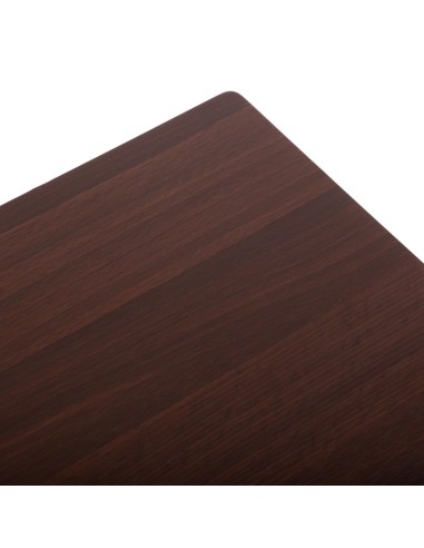 Recibidor de madera oscura