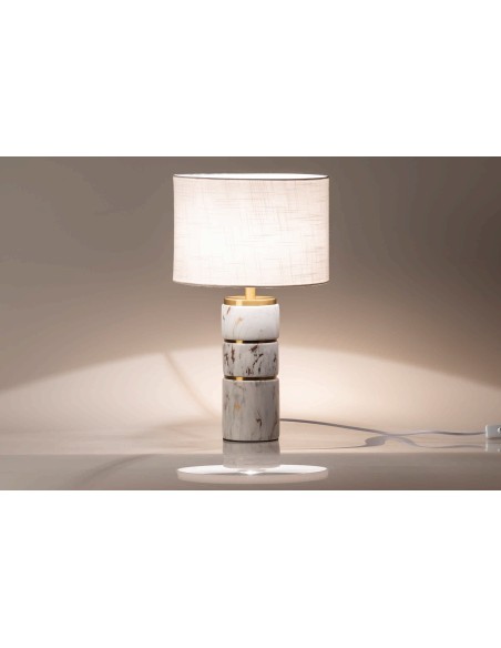 Lámpara de mesa pie marmolado dorado y blanco