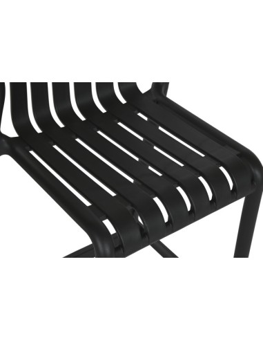 Taburete negro minimalista