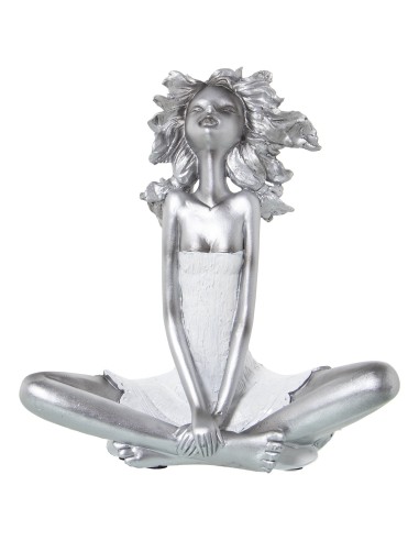 Figura niña sentada plateada