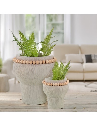Macetero cerámica blanco con bolas de madera