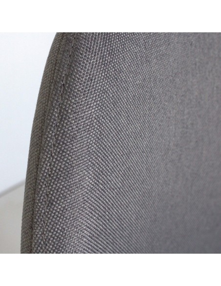 Silla en poliéster color gris