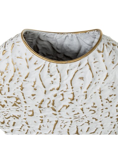 Jarrón de metal dorado pequeño