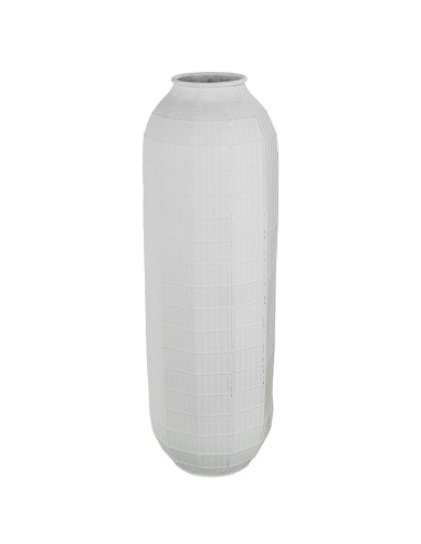 Jarrón de metal en blanco granulado