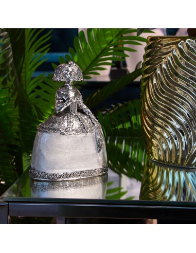 Figura resina menina plata