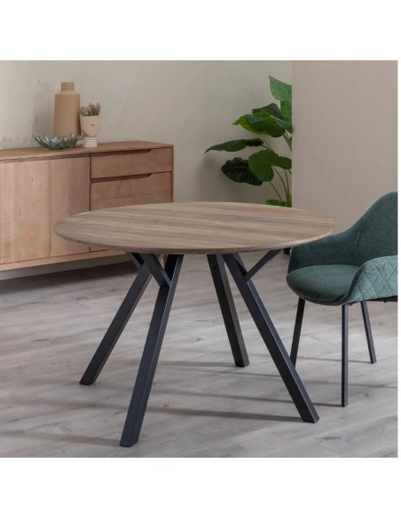 Mesa marrón con patas negras