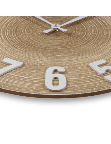 Reloj de pared en madera