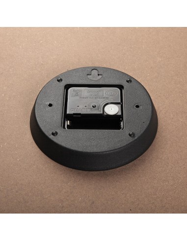 Reloj blanco de madera grande