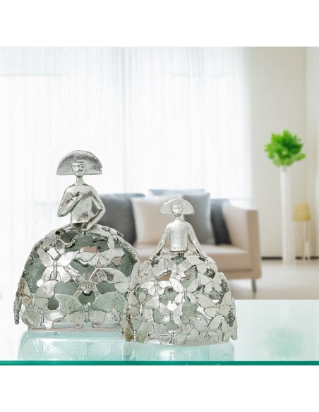 Figura de resina de menina en plata grande