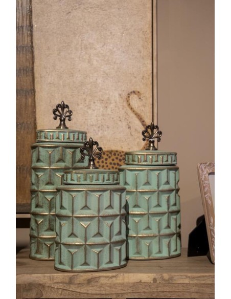 Tibor con Relieve de Cerámica Color Verde