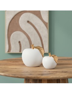 Figura de Cerámica con Diseño de Manzana