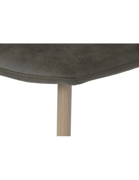 Silla de Hierro en Verde