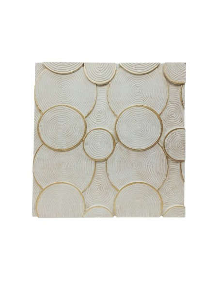 Decoración de madera con circulos en relieve.